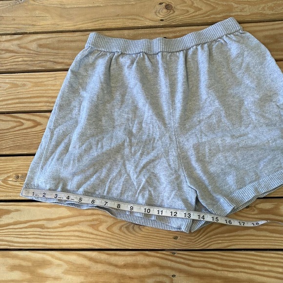 J Crew Knit Lounge Shorts Size Medium Women’s Grey - Picture 8 of 8